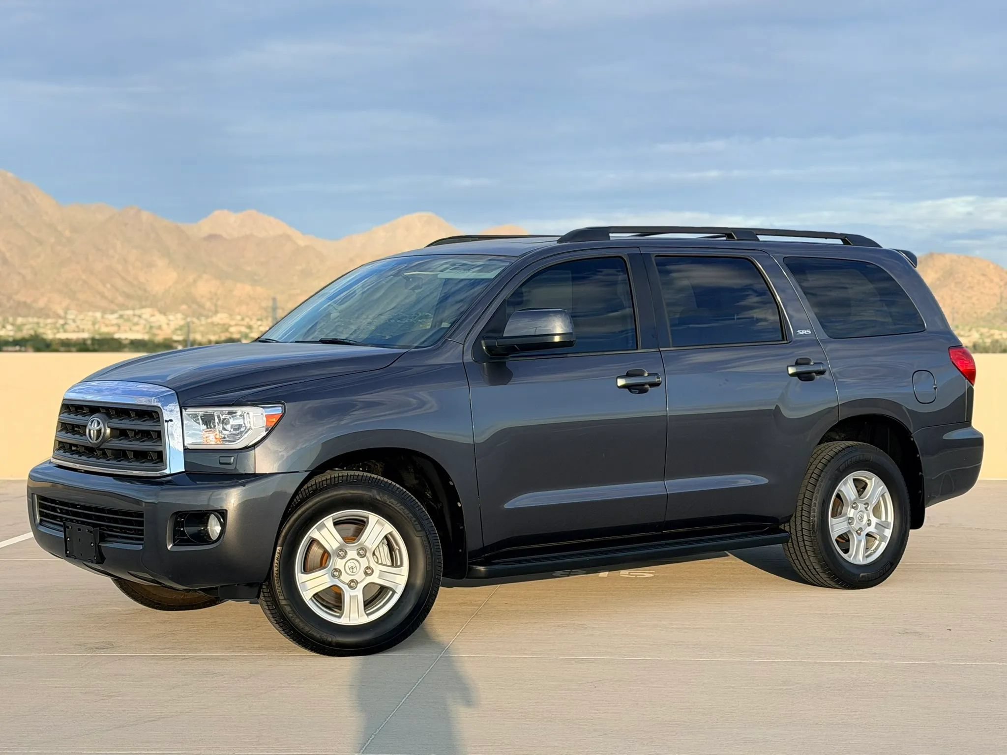 Used 2013 Toyota Sequoia SR5 AWD/4WD image 4