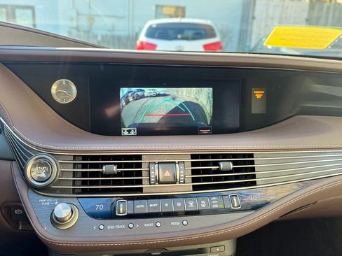 Used 2020 Lexus LS 500 AWD image 15