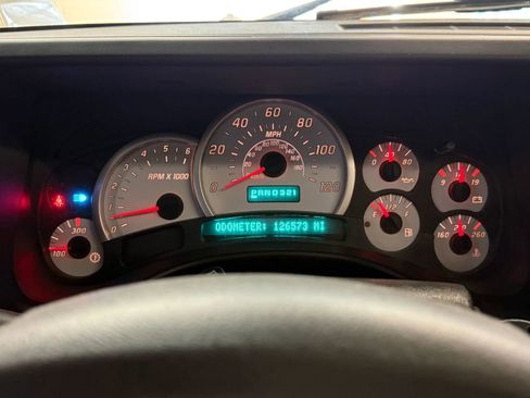 Used 2003 HUMMER H2 w/ Preferred Equipment Group image 28