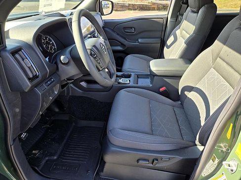 New 2026 Nissan Frontier SV image 9