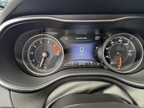 Used 2019 Jeep Cherokee High Altitude AWD/4WD image 24