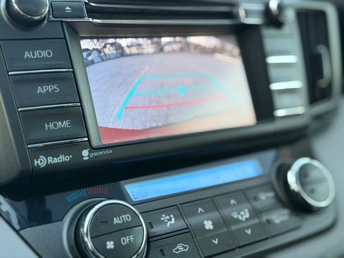 Used 2015 Toyota RAV4 XLE image 39