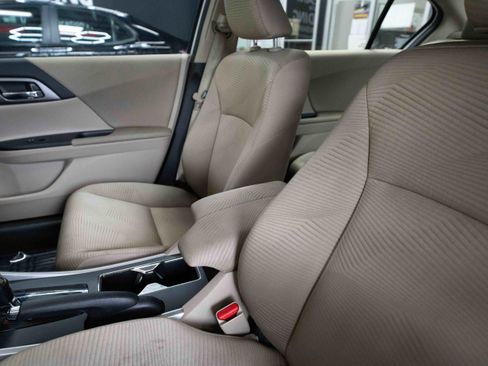 Used 2014 Honda Accord LX image 10