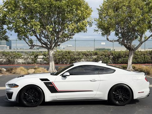 Used 2022 Ford Mustang GT Premium w/ GT Performance Package RWD image 10