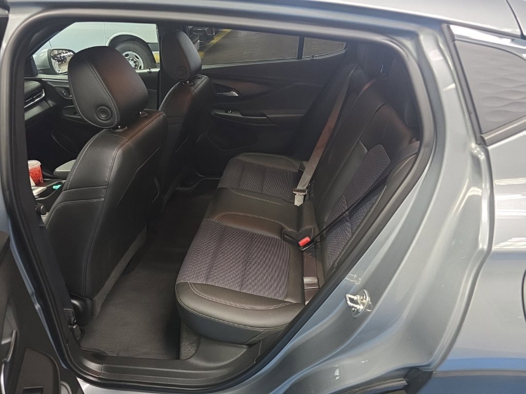 Certified 2024 Buick Envista Preferred w/ Convenience II Package FWD image 14