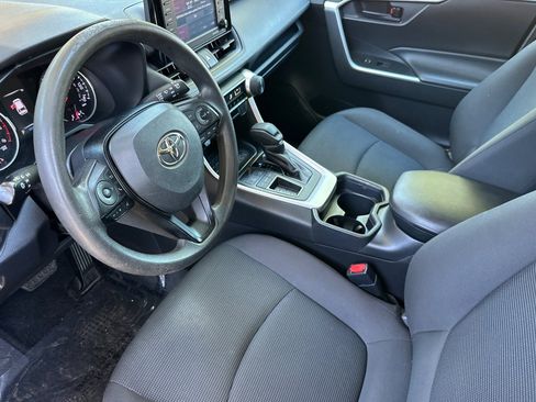 Used 2020 Toyota RAV4 LE w/ All Weather Liner Package FWD image 4