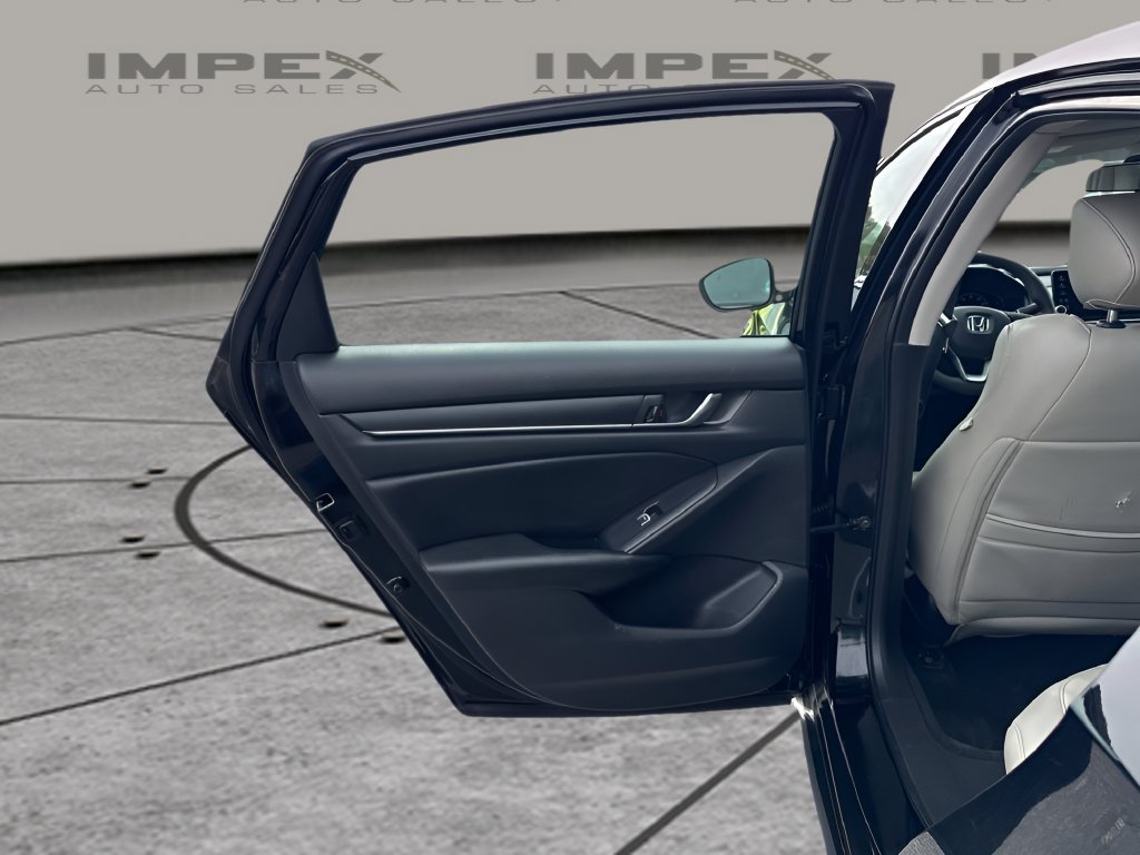 Used 2019 Honda Accord EX image 28
