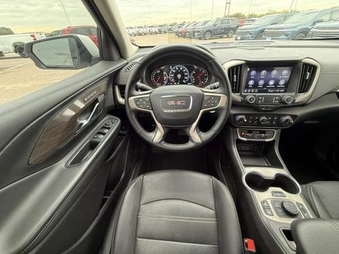 Certified 2024 GMC Terrain Denali image 25