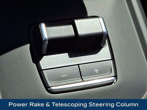 Used 2025 GMC Sierra 1500 AT4 w/ AT4 Premium Package image 19