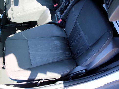 Used 2015 Ford Focus SE image 11