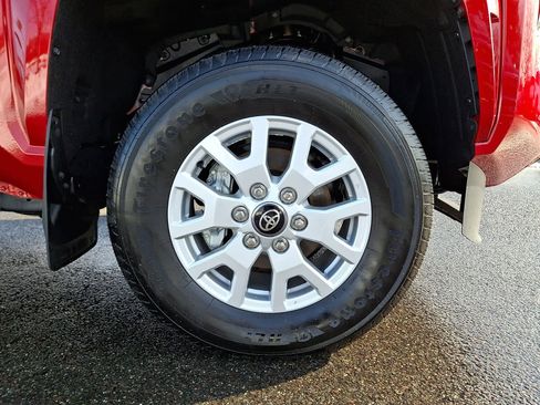 Certified 2025 Toyota Tacoma SR image 10