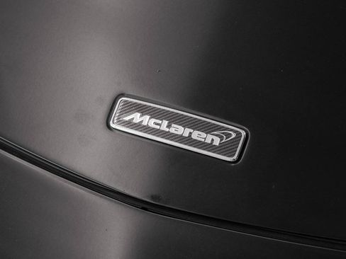 Used 2017 McLaren 570S RWD image 9