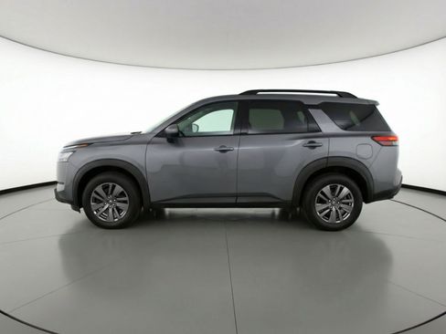 Used 2025 Nissan Pathfinder SV FWD image 5