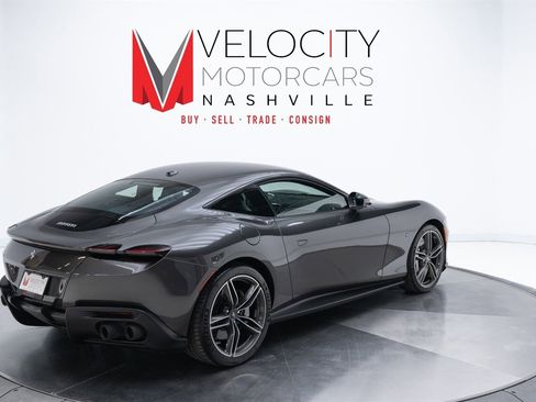 Used 2021 Ferrari Roma image 14