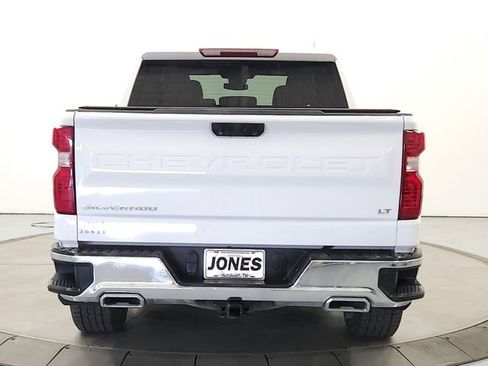 Used 2023 Chevrolet Silverado 1500 LT w/ Z71 Off-Road Package image 6