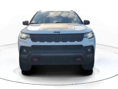 Used 2022 Jeep Compass Trailhawk w/ Trailhawk Convenience Group image 2