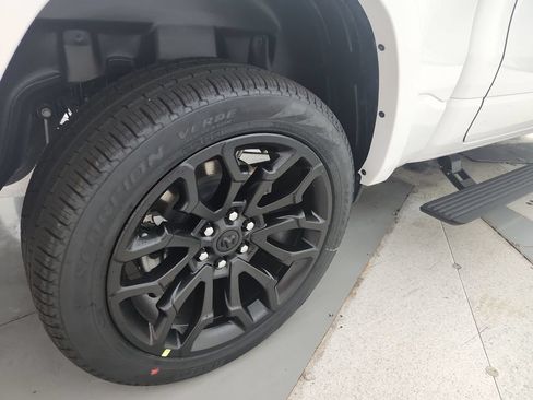 New 2026 RAM 1500 Limited AWD/4WD image 35
