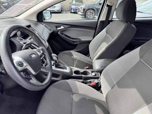 Used 2013 Ford Focus SE FWD image 34