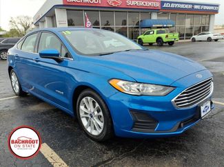 Used 2019 Ford Fusion SE FWD video 1