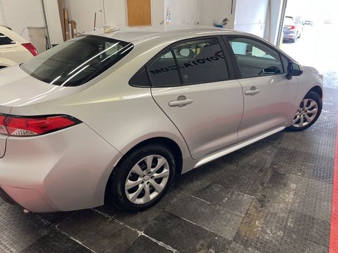 Used 2023 Toyota Corolla LE image 9