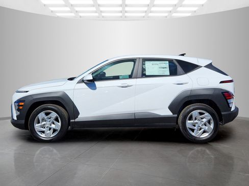 New 2026 Hyundai Kona SE image 4