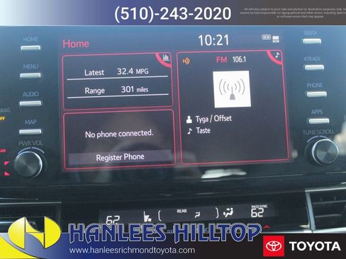 Used 2024 Toyota Sienna XLE image 32