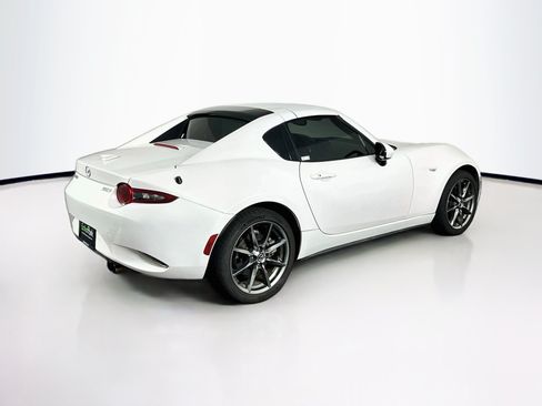 Used 2017 MAZDA MX-5 Miata RF Grand Touring RWD image 9