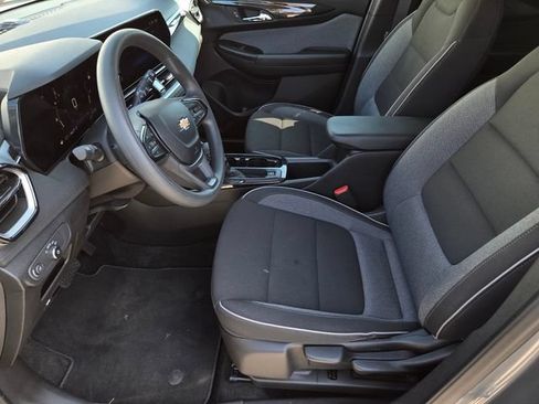 Used 2025 Chevrolet TrailBlazer LT AWD/4WD image 33