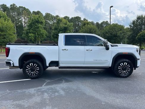 Used 2025 GMC Sierra 2500 Denali Ultimate AWD/4WD image 31