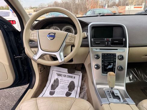 Used 2011 Volvo XC60 3.2 image 10