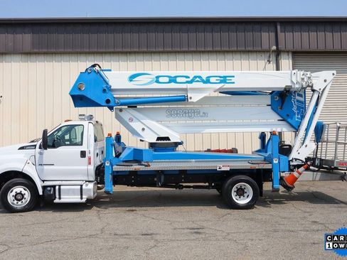 Used 2019 Ford F650 2WD Regular Cab Super Duty image 4