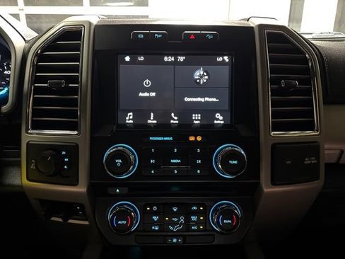 Used 2017 Ford F250 Lariat w/ Chrome Package AWD/4WD image 7