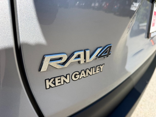 Certified 2023 Toyota RAV4 XLE Premium AWD/4WD image 7