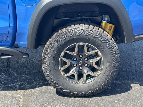 New 2026 Chevrolet Colorado ZR2 w/ Technology Package AWD/4WD image 4