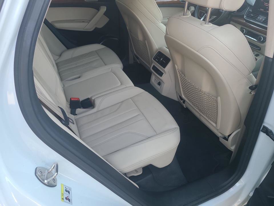Used 2024 Audi Q5 e Premium AWD/4WD image 29