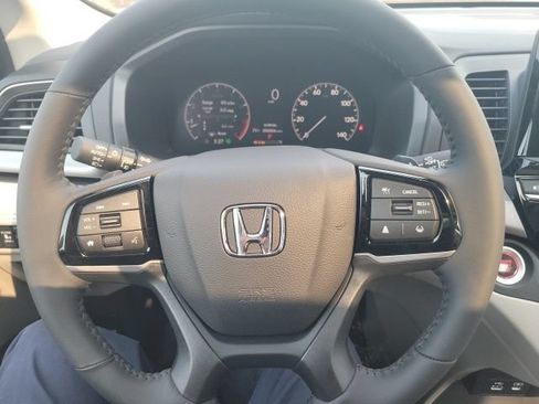 New 2026 Honda Odyssey EX-L image 24