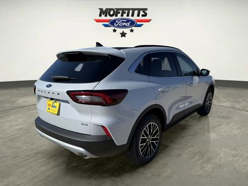 New 2026 Ford Escape Plug-in Hybrid image 5