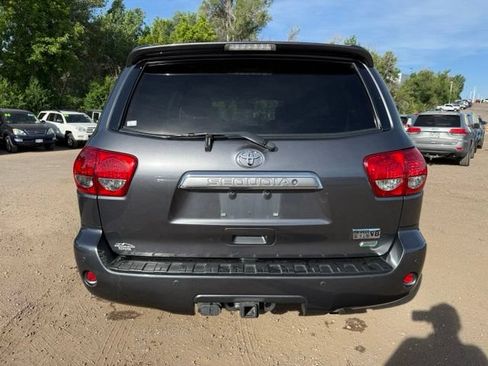 Used 2014 Toyota Sequoia Platinum AWD/4WD image 4