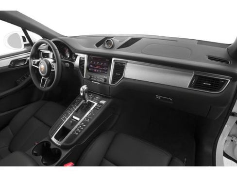 Used 2018 Porsche Macan AWD/4WD image 16