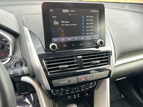 Used 2024 Mitsubishi Eclipse Cross SE image 16