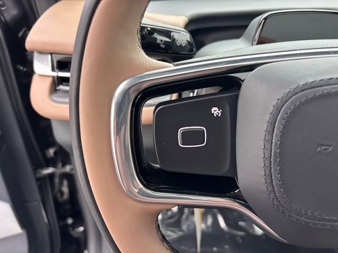 New 2026 Lincoln Navigator L Black Label AWD/4WD image 16