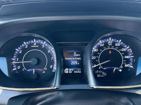 Used 2016 Toyota Avalon XLE image 40