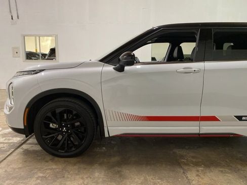 Used 2024 Mitsubishi Outlander Ralliart image 97