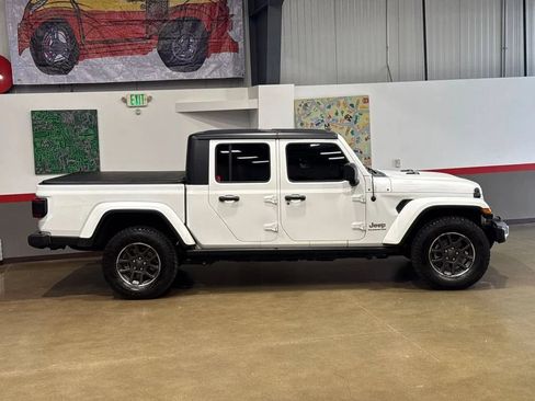 Used 2021 Jeep Gladiator Overland w/ Popular Equipment Package AWD/4WD image 47
