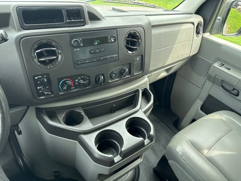 Used 2013 Ford E-350 and Econoline 350 XL w/ PWR Windows & Locks Group RWD image 15