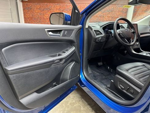 Used 2022 Ford Edge SEL w/ Convenience Package image 9