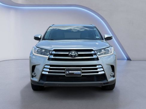 Used 2019 Toyota Highlander Limited FWD image 9