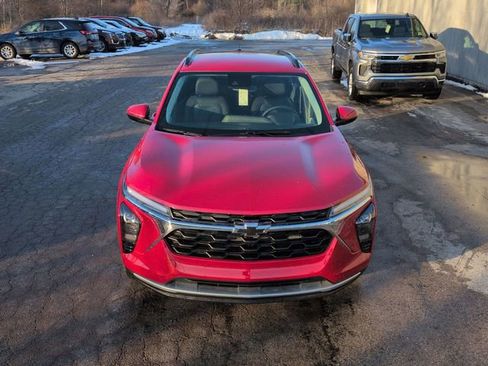 New 2026 Chevrolet Trax LT w/ Driver Confidence Package image 20