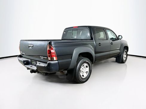 Used 2013 Toyota Tacoma PreRunner image 9