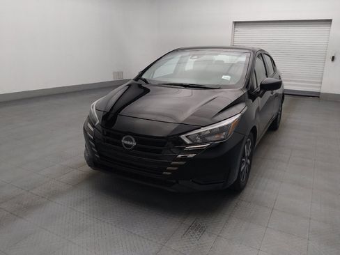 Used 2025 Nissan Versa SV FWD image 15